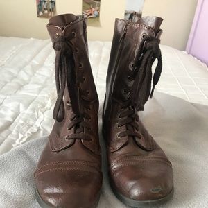 Brown combat boots!!